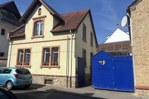 Hofreite mit Entwicklungspotenzial in Mainz-Finthen!
