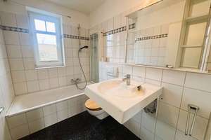 Ihr grüner Rückzugsort: Gepflegtes 1-Zimmer-Apartment mit Balkon und Stellplatz -Energieklasse B – Die vollständige Adresse der Immobilie erhältst du vom Anbieter., 24147 Elmschenhagen, Kiel – Vorschaubild 4