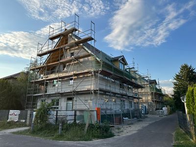 Erstbezug Neubau in zeitgem. Ausstattung, ruhige Lage