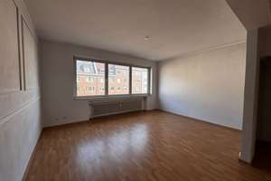 Lichtdurchflutetes Raumwunder: Attraktive 2,5-Zimmer-Wohnung auf der Brehmstraße – Die vollständige Adresse der Immobilie erhältst du vom Anbieter., 40239 Düsseltal, Düsseldorf – Vorschaubild 3