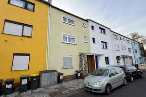 METZ IMMOBILIEN - Handwerker aufgepasst! Großes Mayhaus zum Sanieren. – Die vollständige Adresse der Immobilie erhältst du vom Anbieter., 60488 Praunheim, Frankfurt am Main – Vorschaubild 1