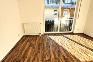 ATTRAKTIVE DOPPELHAUSHÄLFTE MIT SÜDGARTEN IN RUHIGER LAGE VON MÜNCHEN-TRUDERING – Friedenspromenade 9f, 81827 Waldtrudering, München – Vorschaubild 11