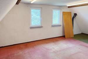 Wunderschönes Zweifamilienhaus mit großem Gartenparadies – Top Lage in Porz-Wahn – Die vollständige Adresse der Immobilie erhältst du vom Anbieter., 51147 Wahn, Köln – Vorschaubild 25