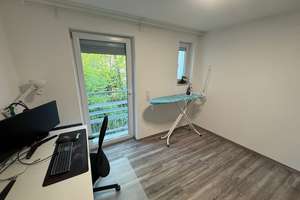 Sanierte & möblierte 4 Zimmer Wohnung – Die vollständige Adresse der Immobilie erhältst du vom Anbieter., 70469 Feuerbach-Mitte, Stuttgart – Vorschaubild 2