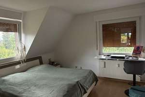 Freistehendes Dreifamilienhaus in Angermund + Einzelgarage + weitläufigem Grundstück – 40489 Angermund, Düsseldorf – Vorschaubild 11