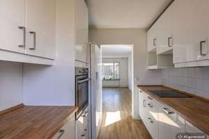 Modernisiertes Einfamilienhaus in grüner und familienfreundlicher Wohnlage – Die vollständige Adresse der Immobilie erhältst du vom Anbieter., 70499 Weilimdorf (Ortsteil), Stuttgart – Vorschaubild 4