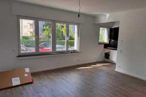 Erstbezug nach Sanierung: stilvolle 1,5-Zimmer-Wohnung mit EBK – Kleinschmitthauser Weg 18, 40468 Düsseldorf – Vorschaubild 2