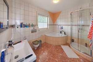 Property thumbnail 12