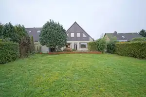 Volksbank Immobilien: Provisionsfrei!
Modernisiert und für den Einzug bereit. – Cuxhaven (Kreis) – Vorschaubild 38
