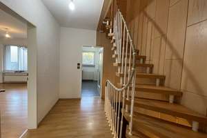 Familienfreundliches Reihenendhaus mit großem Garten, Garage & ausgebautem Dachstudio – Erich-Ollenhauer-Straße 54, 65187 Biebrich, Wiesbaden – Vorschaubild 9