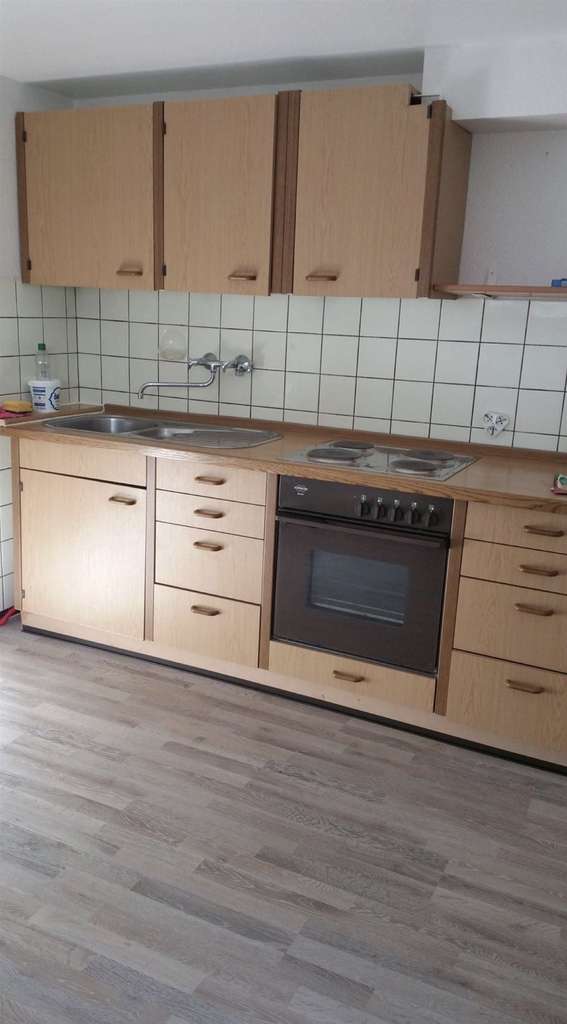 Immobilie in Durmersheim - Schicke KG-Wohnung in saniertem 7-Familienhaus - Bild 0