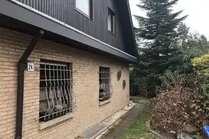 freistehendes Einfamilienhaus (inkl. EBK) auf ruhigem Sonnengrundstück – Berlin – Vorschaubild 5