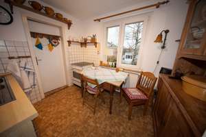 Voll vermietet und teilsaniert! Zweifamilienhaus mit ELW in Ortsrandlage! – Die vollständige Adresse der Immobilie erhältst du vom Anbieter., 96476 Bad Rodach – Vorschaubild 4