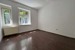 Gut geschnittene 2-Zimmer-Wohnung mit Wohnküche, großzügigem Wohnzimmer und praktischen Stauraum! – Die vollständige Adresse der Immobilie erhältst du vom Anbieter., 13467 Hermsdorf, Berlin – Vorschaubild 2