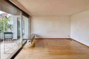 Großzügige, helle 5-Zimmer-Wohnung in bester Lage, sehr gute Ausstattung, Wärmepumpe und neues Bad. – Höhenstrasse 17, 75179 Arlinger, Pforzheim – Vorschaubild 2