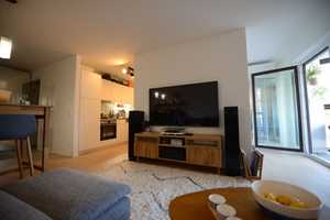 Geräumige 1,5 Zimmer Wohnung im Stuttgarter Westen – Herderstraße 13, 70193 Stuttgart – Vorschaubild 1