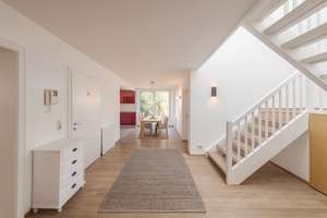 KENSINGTON - Exklusives Wohnerlebnis: Stilvolles Haus in Haus Konzept mit Wintergarten in Neu-Aubing – Die vollständige Adresse der Immobilie erhältst du vom Anbieter., 81249 Aubing-Süd, München – Vorschaubild 3