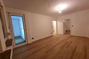 *AB SOFOT VERFÜGBAR*  Kernsanierte, schöne 3-Zimmer Wohnung mit Balkon und Garage – Leibnizstraße 40, 41061 Westend, Mönchengladbach – Vorschaubild 2