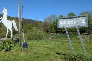 Traumhafte Lage - Schöne und ruhige DHH am Niedersachseneck mit Blick auf die Fulda – Die vollständige Adresse der Immobilie erhältst du vom Anbieter., 34355 Staufenberg – Vorschaubild 2
