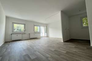 Bequem wohnen im Erdgeschoss: 3-Zimmer-Wohnung mit Dusche – Dr.-Salvador-Allende-Straße 256, 9119 Kappel, Chemnitz – Vorschaubild 2
