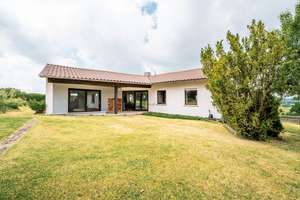 NATUR PUR – Einzigartiger Bungalow direkt am Feldrand in Gerolfingen-Aufkirchen – Die vollständige Adresse der Immobilie erhältst du vom Anbieter., 91726 Gerolfingen – Vorschaubild 10