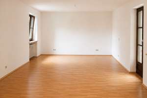 **ALTSTADT ** Großzügige 1- ZKB Wohnung mit Balkon in TOP Lage Nähe Maxstraße (VERMIETET) – Ulrichsgasse 7A, 86150 Lechviertel, östl. Ulrichsviertel, Augsburg – Vorschaubild 7