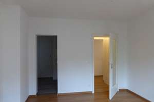 Ma-Neckarau, 1 Zi-App, Erstbezug nach Vollsanierung, 25 qm, teilm., 3.OG ab sofort – Schulstrasse 85, 68199 Neckarau, Mannheim – Vorschaubild 3