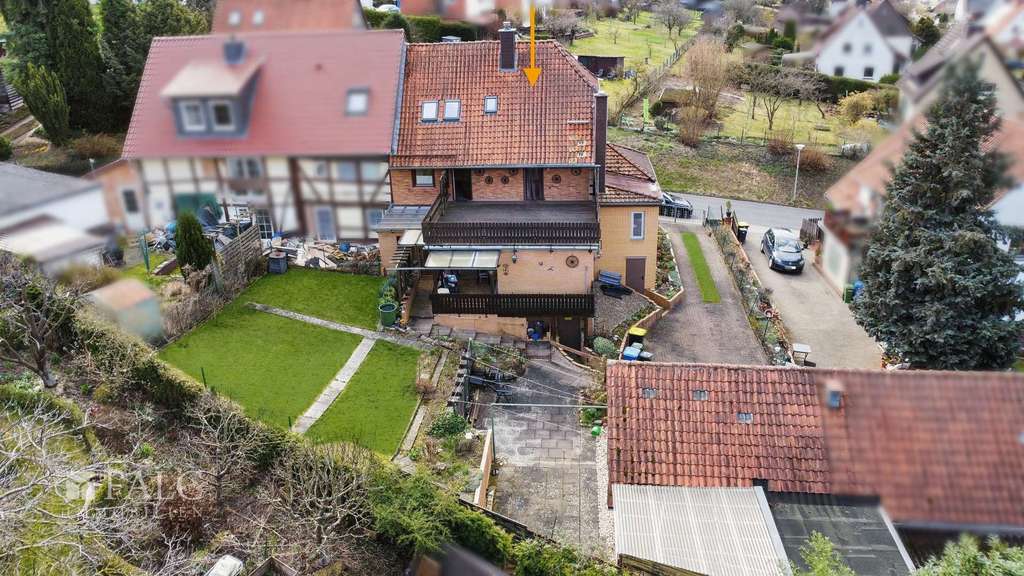 Immobilie in Bovenden - ***Blick auf die Burg Plesse - Haus mit Doppelgarage und üppiger Terrasse in Eddigehausen*** - Bild 3