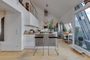 Über den Dächern Düsseldorfs – Maisonette mit Weitblick im Herzen Pempelforts – Die vollständige Adresse der Immobilie erhältst du vom Anbieter., 40477 Pempelfort, Düsseldorf – Vorschaubild 8
