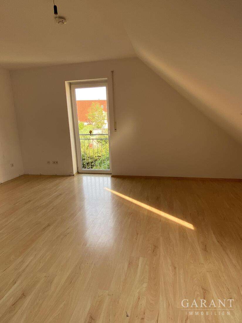 Immobilie in Schönbrunn i.Steigerwald - Haus mit Garten, Garage und Erdwärme für eine nette Familie! - Bild 3