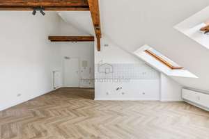 Charmante Dachgeschosswohnung im Denkmal – saniert, hell, gut geschnitten – Die vollständige Adresse der Immobilie erhältst du vom Anbieter., 4105 Zentrum-Nord, Leipzig – Vorschaubild 7