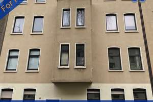 Hübsche, sanierte Singlewohnung  im DG