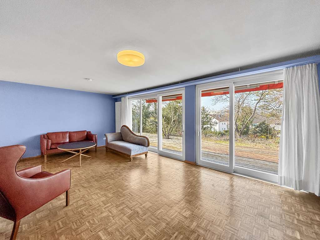 Immobilie in Veitshöchheim - Zuhause mit viel Platz und schöner Aussicht! - Bild 4