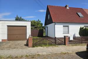 Kleine Doppelhaushälfte mit 3,5 Zimmern in Ottersleben-  Osterweddinger Str