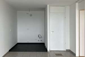 Helle, renovierte 2-Zi-Wohnung mit Westloggia und Alpenblick – Helene-Mayer-Ring 14, 80809 Am Riesenfeld, München – Vorschaubild 5