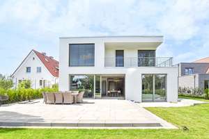 Imposante Architektenvilla in bevorzugter Wohnlage von St. Jürgen, fußläufig zu Wakenitz und UKSH! – Die vollständige Adresse der Immobilie erhältst du vom Anbieter., 23562 Sankt Jürgen, Lübeck – Vorschaubild 26