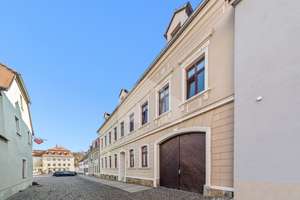 Kernsaniertes, voll vermietetes 11-Parteienhaus / Kultur- und Einzeldenkmal **Provisionsfrei** – Die vollständige Adresse der Immobilie erhältst du vom Anbieter., 4668 Grimma – Vorschaubild 1