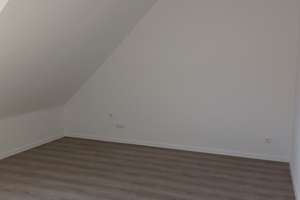 Ansprechende und neuwertige 2-Raum-Dachgeschosswohnung in Bottrop