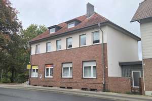 Zentral gelegenes Mehrfamilienhaus mit 10 Einheiten und eigenem Garagenhof – Lüneburger Straße 6-8, 29633 Munster – Vorschaubild 3