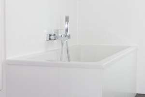 3,5-Zi-Whg / gr. Wohnküche / Vollbad / Gäste-WC / Terrasse / von privat in Berlin-Johannisthal – Sterndamm 66 F, 12487 Johannisthal, Berlin – Vorschaubild 6