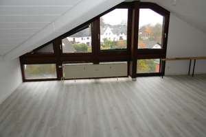 Großzügige 3-Zimmerwohnung am Weidenauer Giersberg mit Aufzug – Samuel-Frank-Straße 42, 57076 Weidenau, Siegen – Vorschaubild 3