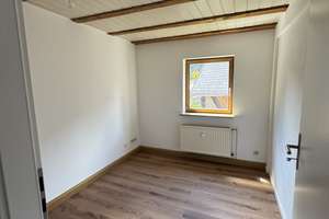 Reihenhaus (saniertes Fachwerkhaus) mit Garten in Wahlbach – Freier- Grund- Str. 79, 57299 Burbach – Vorschaubild 14