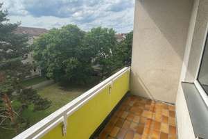 Helle 2-Zimmer-Wohnung im 4. OG ohne Aufzug in St. Leonhard! – Heinrichstr. 24, 90439 St. Leonhard, Nürnberg – Vorschaubild 3