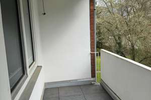 Renovierte 2-Zimmer-Wohnung mit Balkon und Blick ins Grüne in ruhiger Lage – Die vollständige Adresse der Immobilie erhältst du vom Anbieter., 40595 Garath, Düsseldorf – Vorschaubild 5