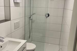 Attraktive 5 Zimmer DG- Wohnung im Stadtteil Oberhausen Osterfeld zu vermieten.
