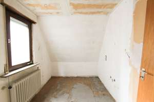 Mitten im Leben: Freisteh. Einfamilienhaus mit Garten + Außenstellplatz – Die vollständige Adresse der Immobilie erhältst du vom Anbieter., 70329 Hedelfingen (Ortsteil), Stuttgart – Vorschaubild 16