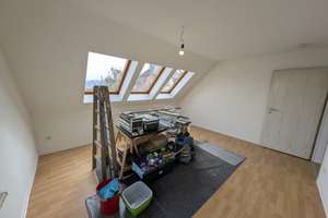 Denkmalgeschütze renovierte 5-Zi-Maisonette in Stgt-Süd in Hanglage mit Stadtblick und Kaufoption – Kelterstrasse 24, 70199 Heslach, Stuttgart – Vorschaubild 4
