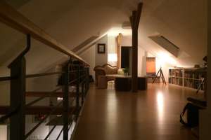 Außergewöhnliche 5-Zimmer Galeriewohnung mit Dachloggia – 90762 Stadtpark, Stadtgrenze, Fürth – Vorschaubild 10