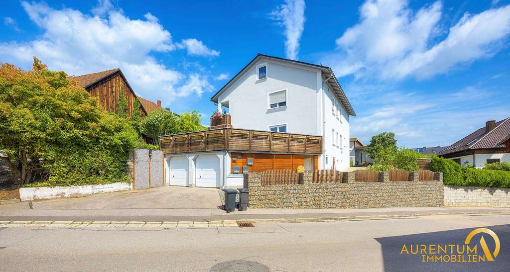 Immobilie in Schwandorf - Großzügiges Immobilienensemble in Schwandorf – Wohnen, Vermieten & Arbeiten auf einem Grundstück - Bild 1