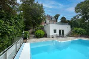 Eleganz trifft Geschichte: Luxusresidenz mit Pool und Wellness in Weißenfels – Die vollständige Adresse der Immobilie erhältst du vom Anbieter., 6667 Weißenfels – Vorschaubild 3